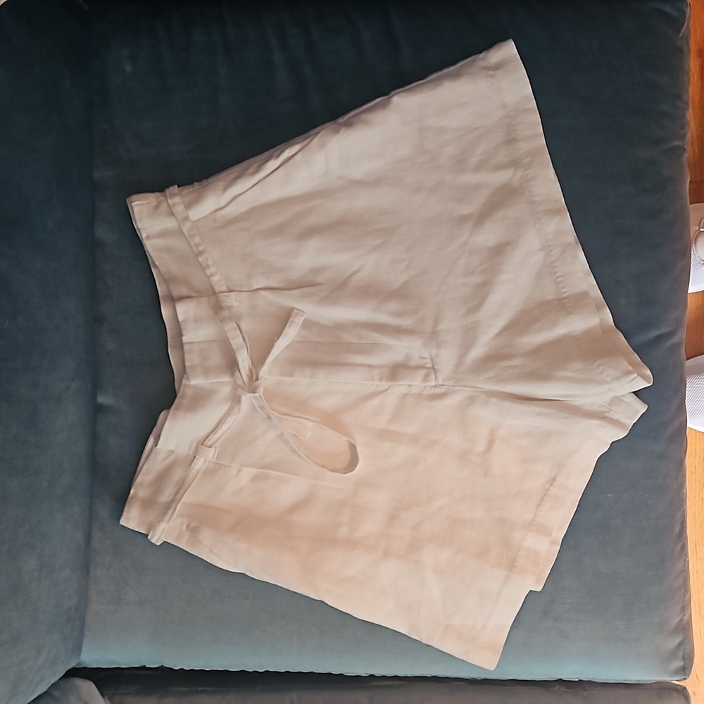 NWOT Abercrombie and Fitch Linen Blend Shorts